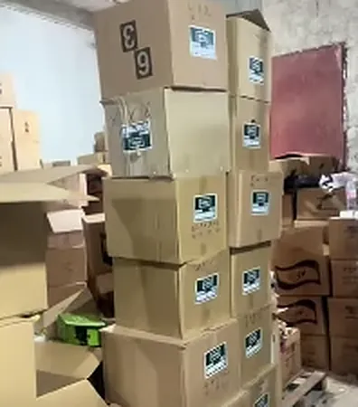 Cartons de paires prêts à partir