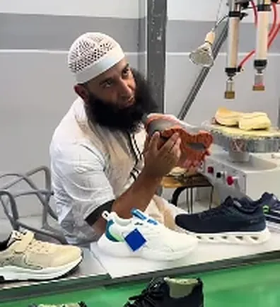Chaîne de fabrication de baskets